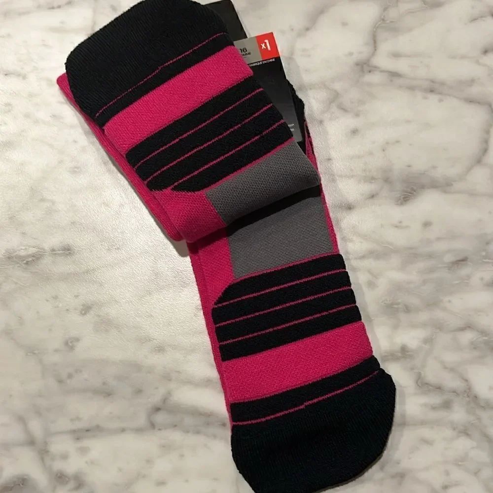 UNISEX UA TEAM CUSHIONED CREW SOCKS - Picture 6 of 7